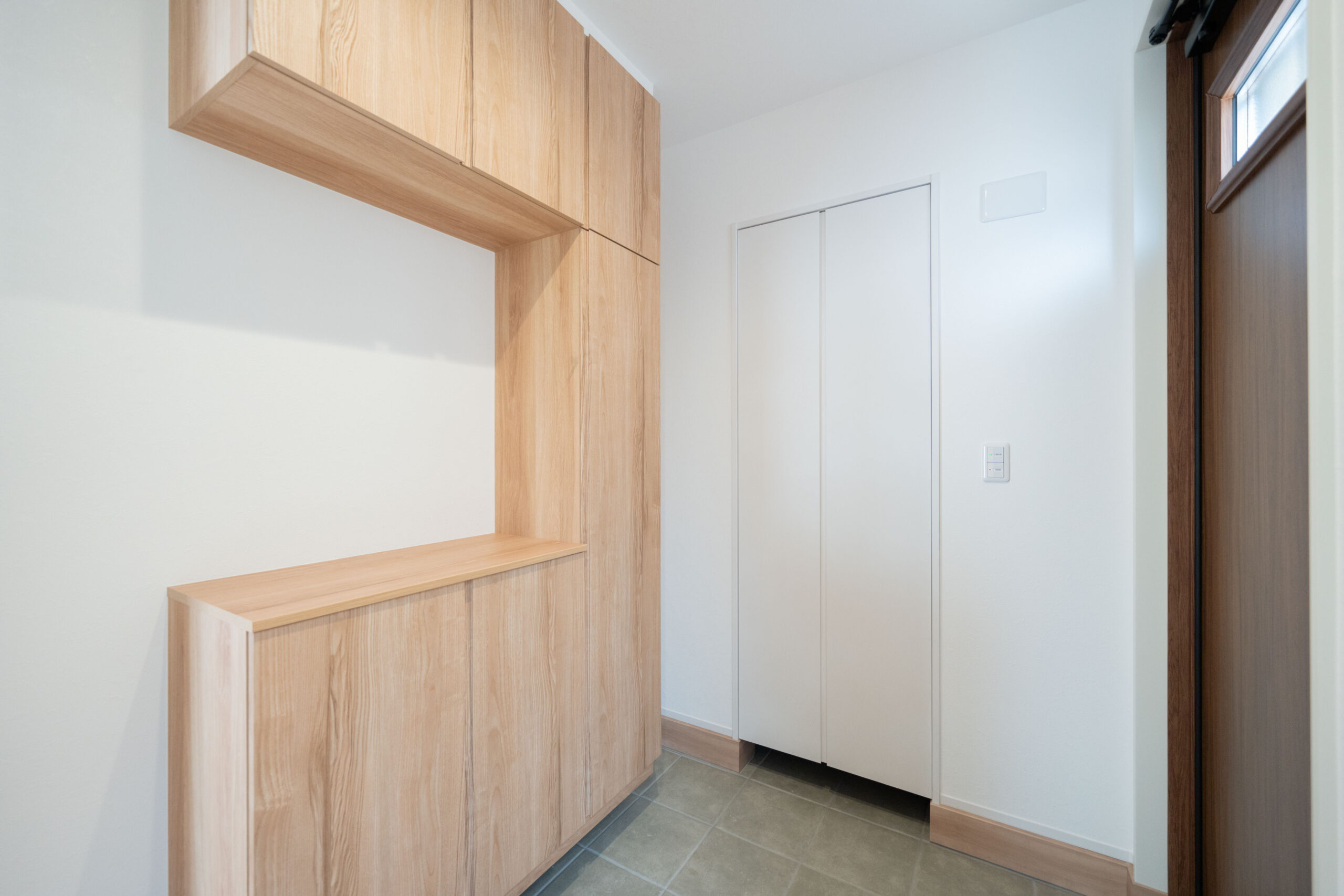 会津若松市一箕町【建売】ナチュラルスタイル玄関